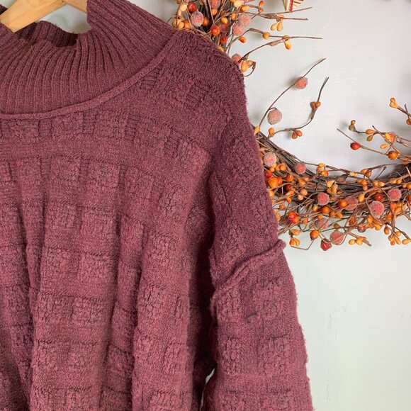 Free People OB1818530 Care Soul Searcher Mock Neck Sweater MEDIUM in Wine Heathe - Picture 4 of 9